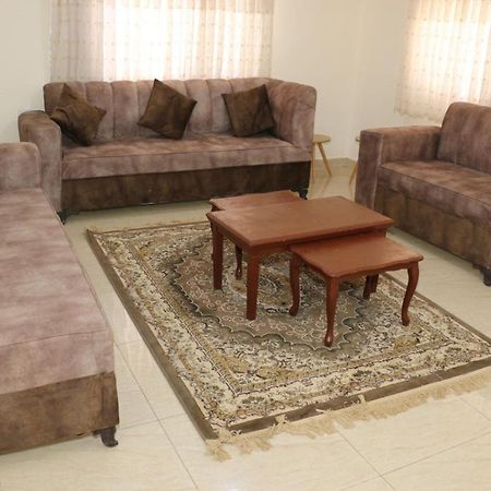 Noor Apartment Вади Муса Екстериор снимка