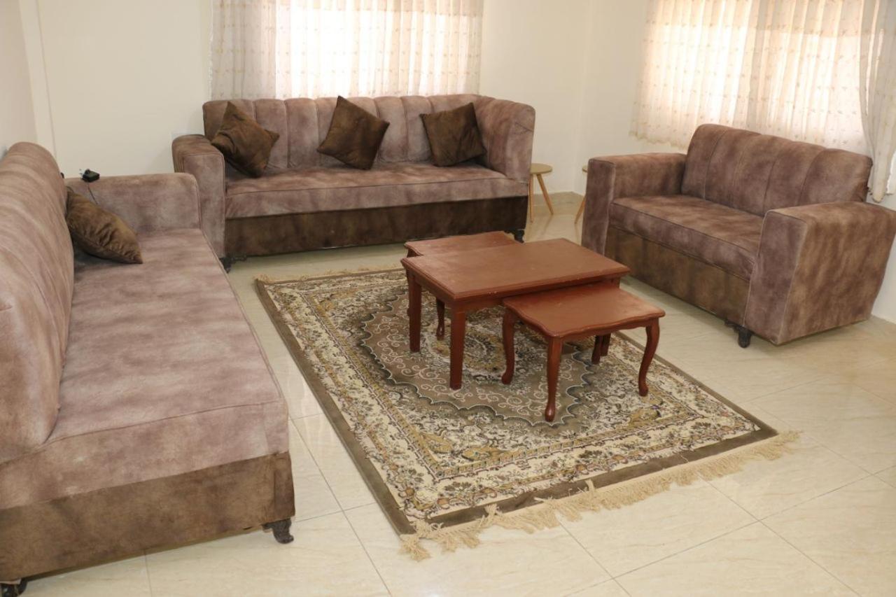 Noor Apartment Вади Муса Екстериор снимка